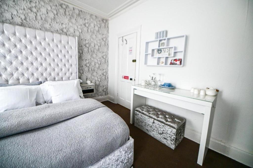 Ferienwohnung Aunty Katie'S House, Ni Tourist Board Certified With Free Continental Breakfast Belfast Exterior foto